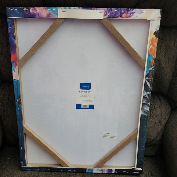 Beautiful vibrant canvas painting by Canvas Art. Painting has artist's signature - Picture 5 of 5